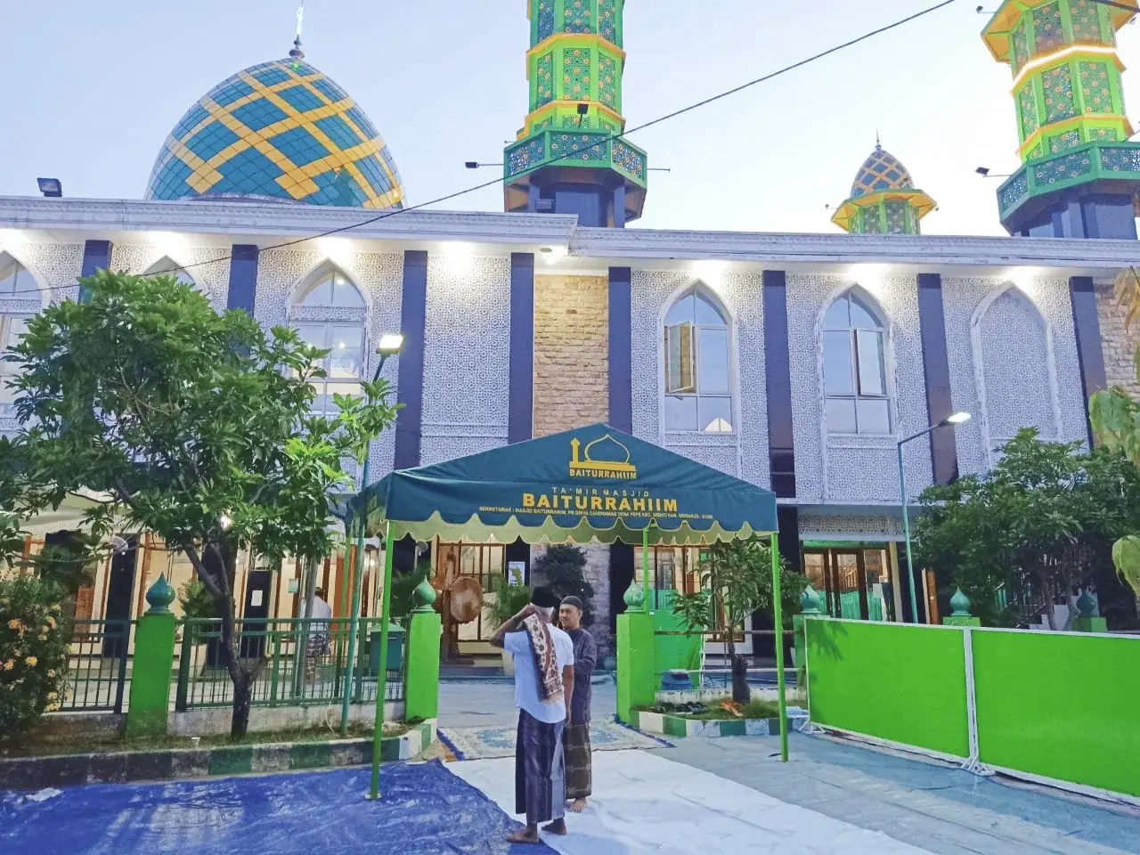 Footage Masjid Baiturrahiim
